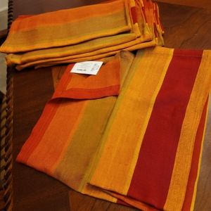 Pier 1 NWT cloth napkins, set of 6